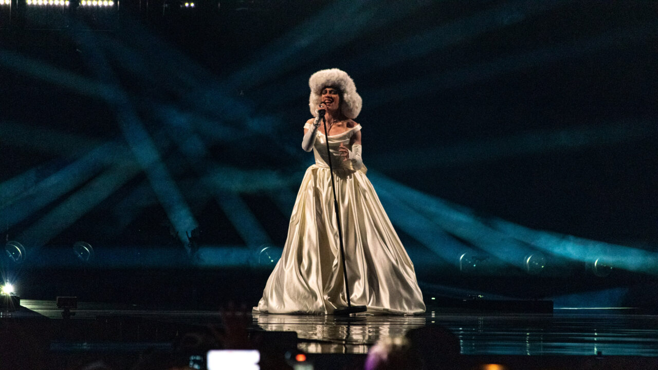 ¿Quién es Nemo? Conoce más a une de les artistes invitades de Eurovisión 2025