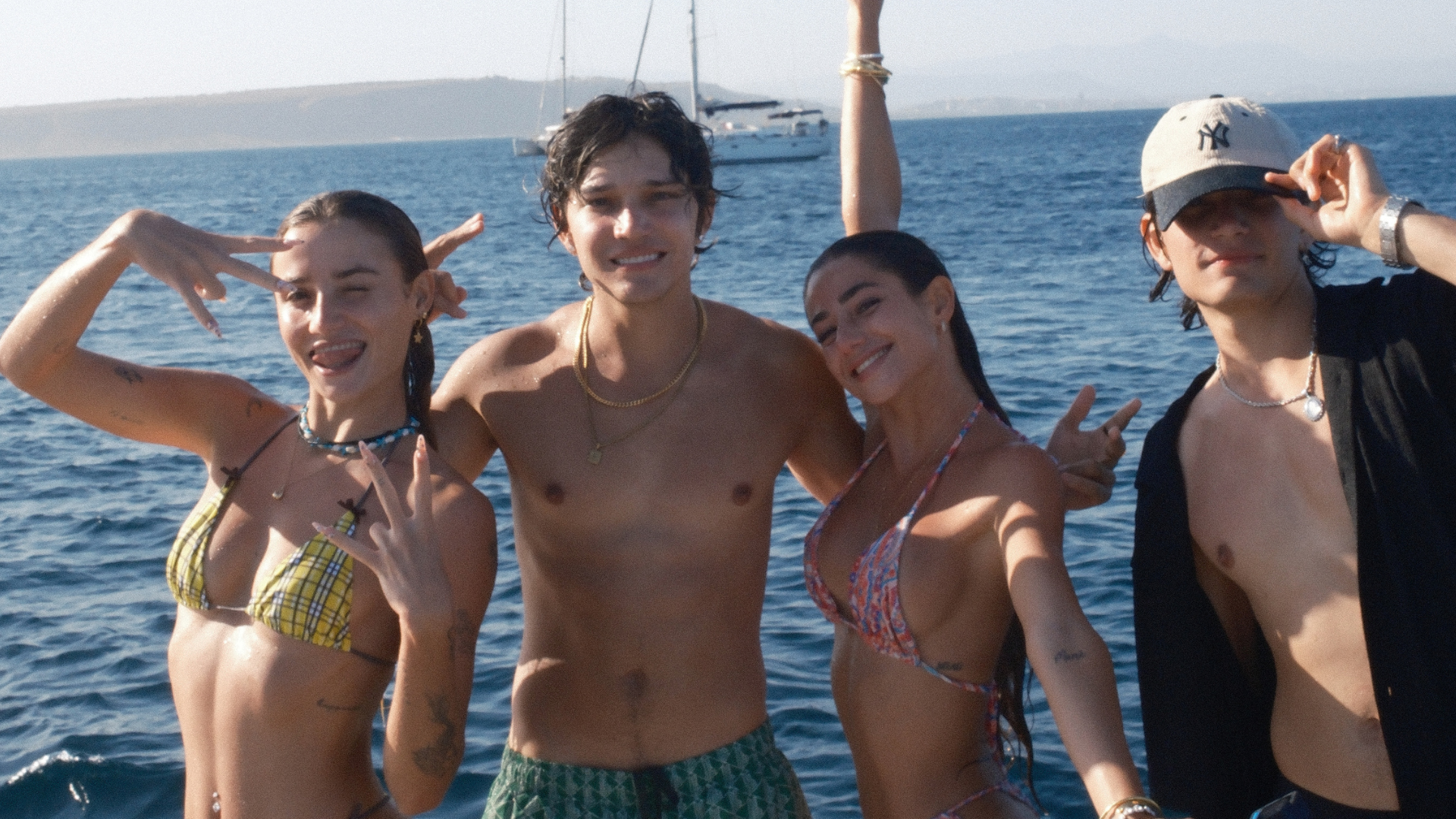 3AM junto a junto a Lola Lolita y Sofía Surferss | Imagen: Be The One
