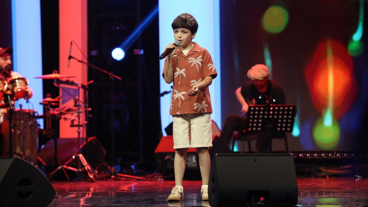 Sandro Abesadze en la cuarta gala del Ranina 2025 | GPB