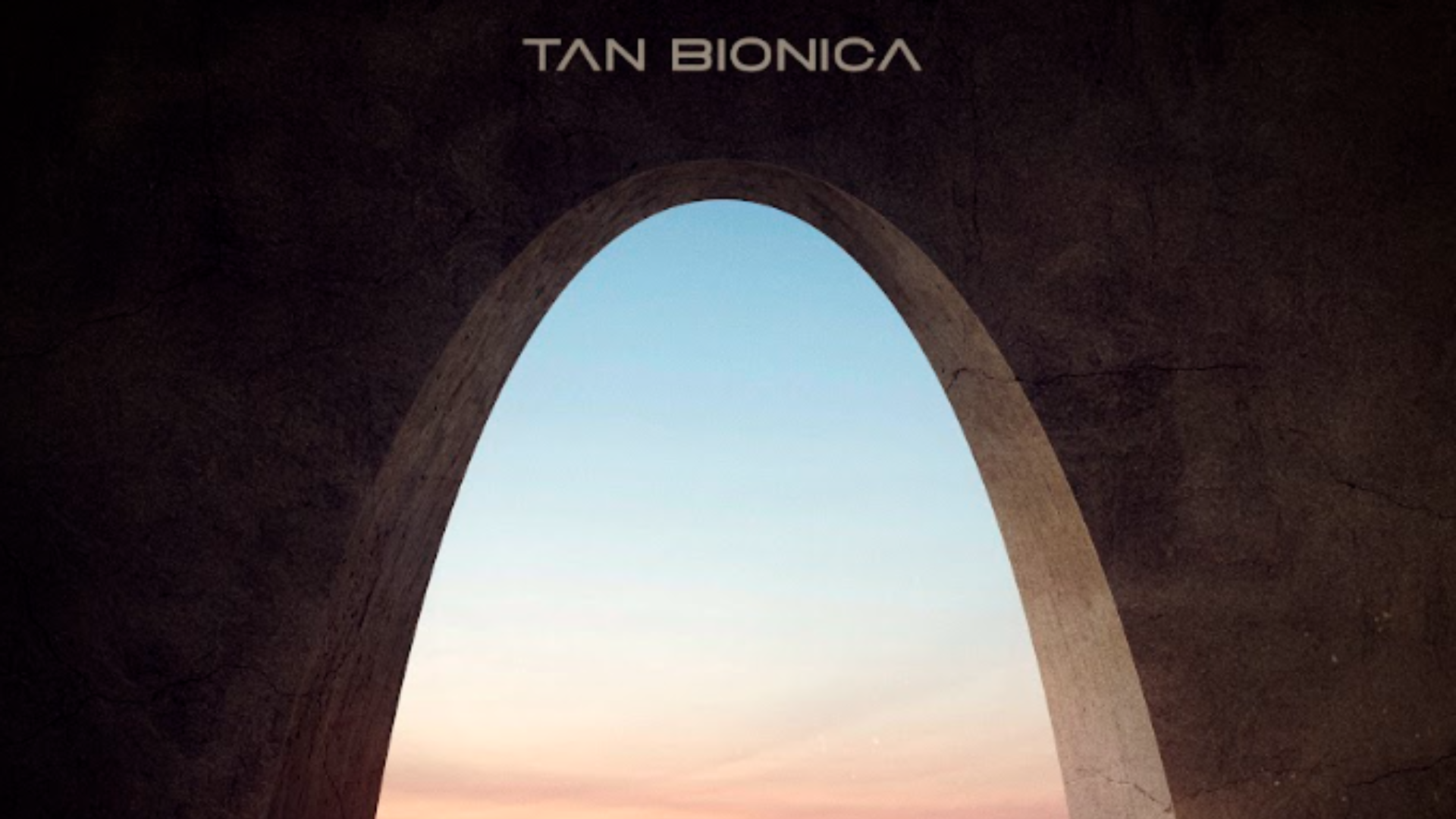 Portada de «El Regreso» | Imagen: Be The One, Tán Biónica