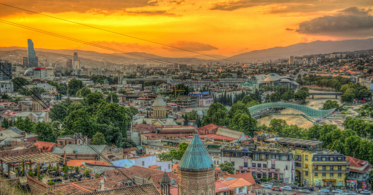 Panorámica de Tiflis, capital de Georgia | Imagen: Neil Sengupta - Unsplash