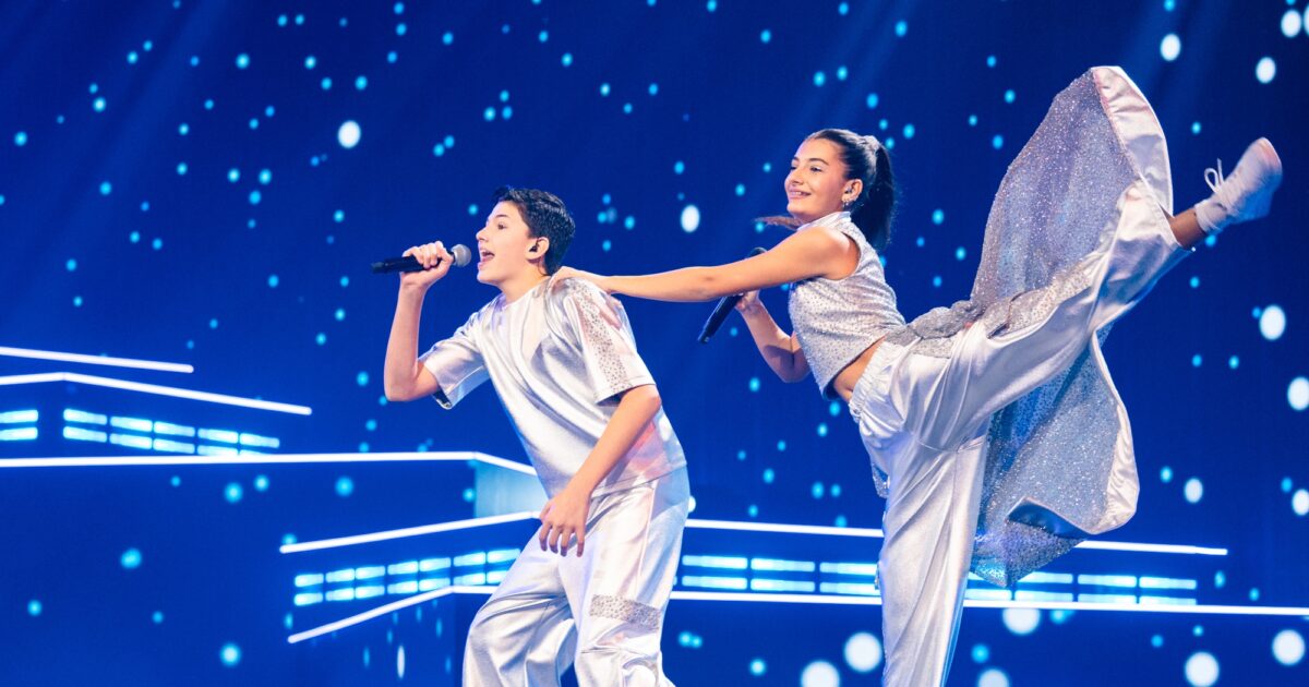 Rafaella Panteli y Christos Georgiou (Chipre) en su primer ensayo individual en Eurovisión Junior 2025 | Imagen: Corinne Cumming - EBU