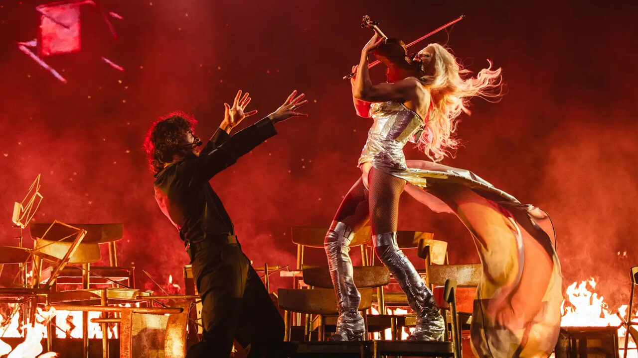 Linda Lampenius x Pete Parkkonen, representantes de Finlandia en el Festival de Eurovisión 2026 | Imagen: Miikka Varila - Yle