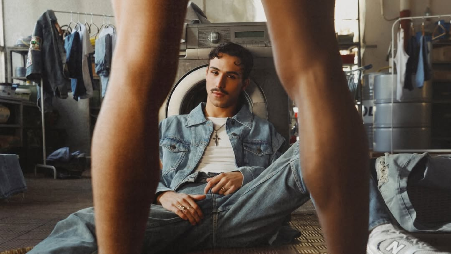 Portada de «Tócame» | MAYO