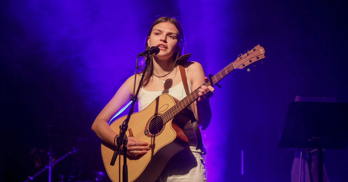 Eva Marija | Imagen: Luc Deflorenne