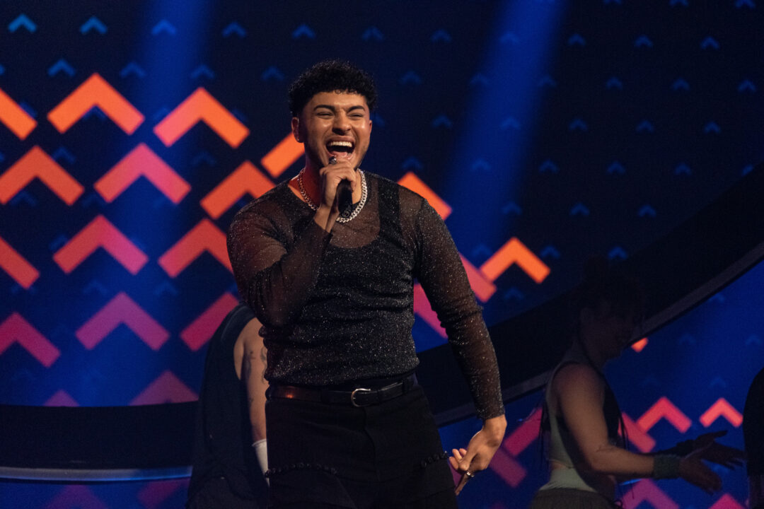 Kenneth en la gran final del Benidorm Fest 2026, Palau d’Esports l’Illa de Benidorm | Foto: Iván Trejo