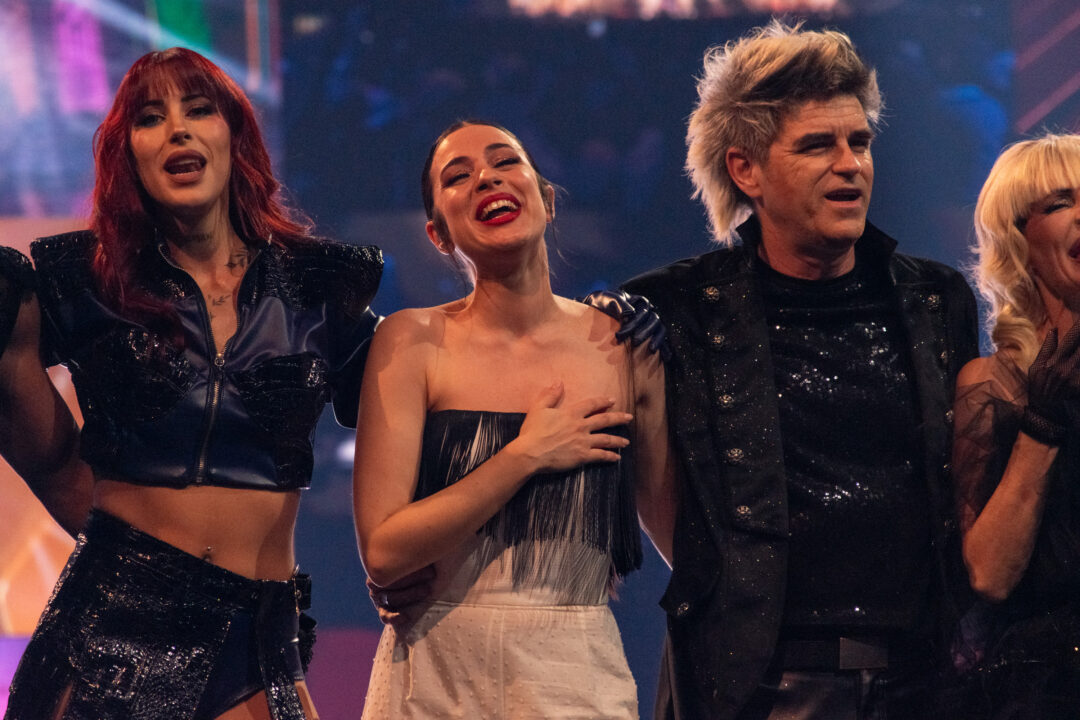 Actuación especial con exconcursantes en la gran final del Benidorm Fest 2026, Palau d’Esports l’Illa de Benidorm | Foto: Iván Trejo