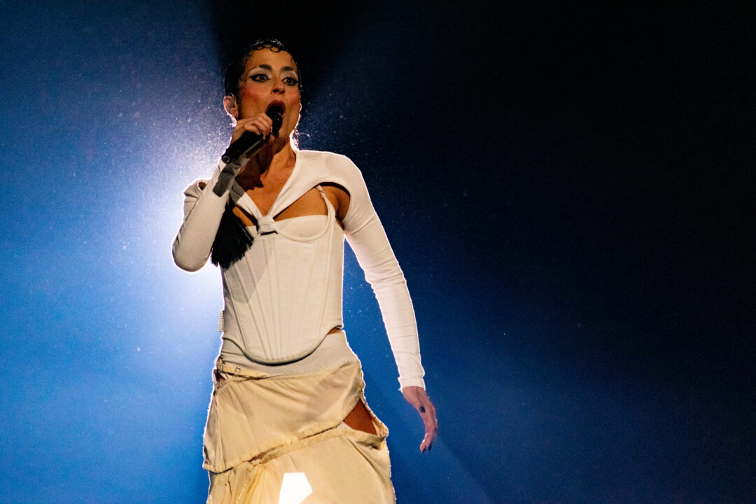 Rosalinda Galán en la gran final del Benidorm Fest 2026, Palau d’Esports l’Illa de Benidorm | Foto: Iván Trejo