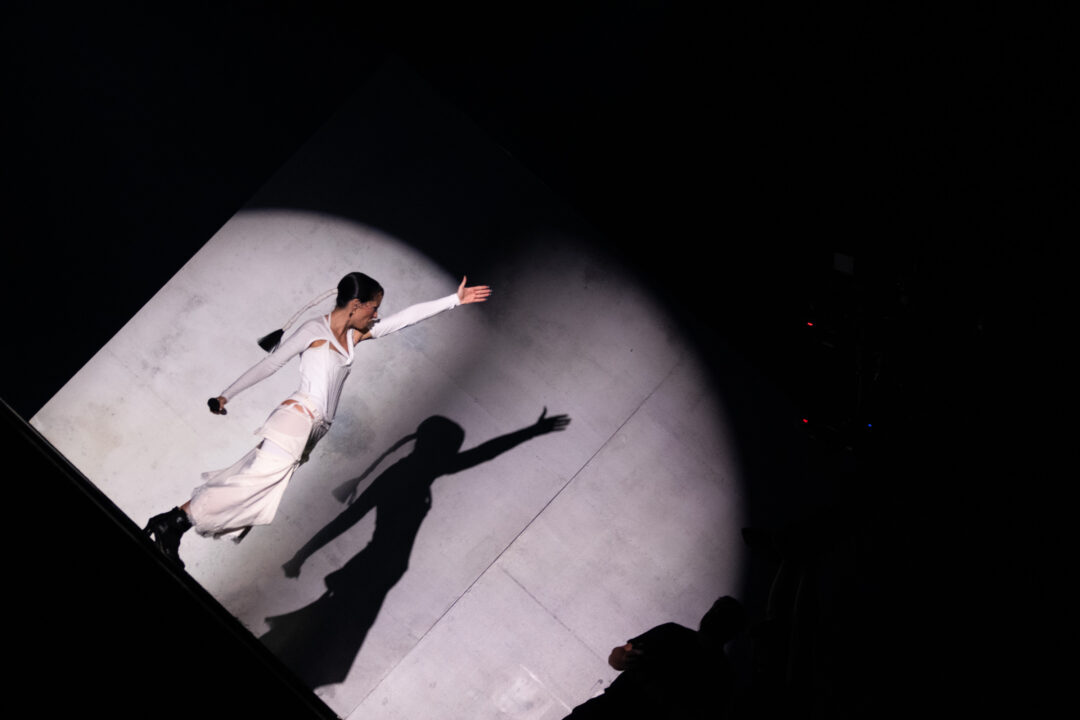 Rosalinda Galán en la gran final del Benidorm Fest 2026, Palau d’Esports l’Illa de Benidorm | Foto: Iván Trejo