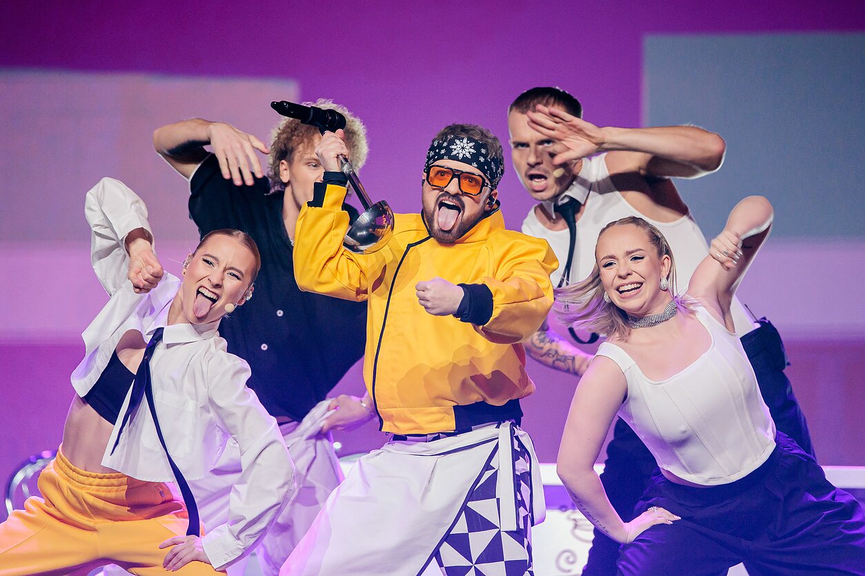 Black Biceps / D.Umbrasso - LRT