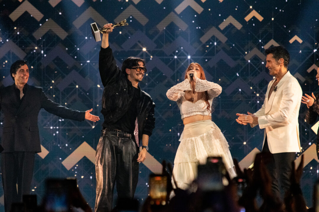 Tony Grox & LUCYCALYS, ganadores del Benidorm Fest 2026, Palau d’Esports l’Illa de Benidorm | Foto: Iván Trejo