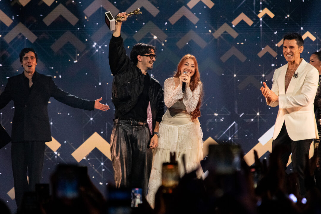 Tony Grox & LUCYCALYS, ganadores del Benidorm Fest 2026, Palau d’Esports l’Illa de Benidorm | Foto: Iván Trejo