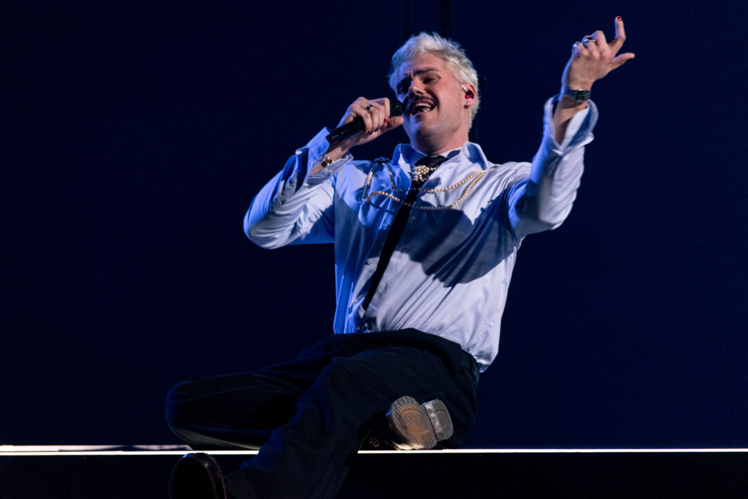 Greg Taro en la primera semifinal del Benidorm Fest 2026, Palau d’Esports l’Illa de Benidorm | Foto: Iván Trejo