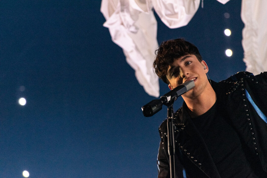 Izan Llunas en la primera semifinal del Benidorm Fest 2026, Palau d’Esports l’Illa de Benidorm | Foto: Iván Trejo