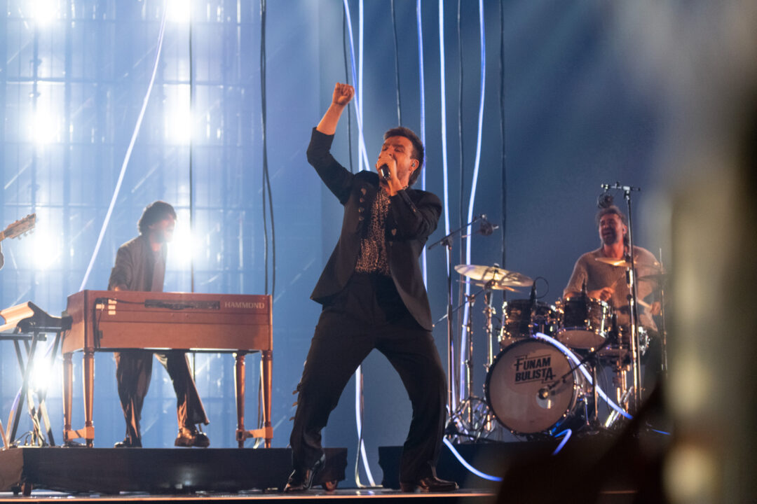 Funambulista en la segunda semifinal del Benidorm Fest 2026, Palau d’Esports l’Illa de Benidorm | Foto: Iván Trejo