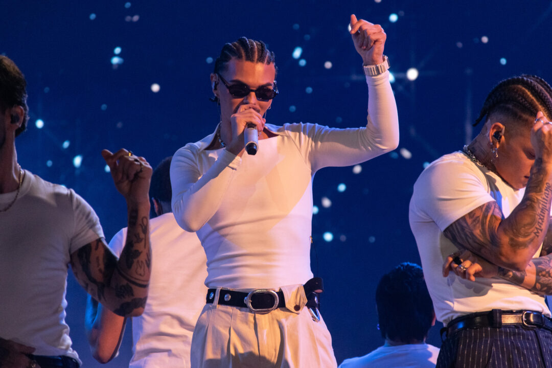 Abraham Mateo en la segunda semifinal del Benidorm Fest 2026, Palau d’Esports l’Illa de Benidorm | Foto: Iván Trejo