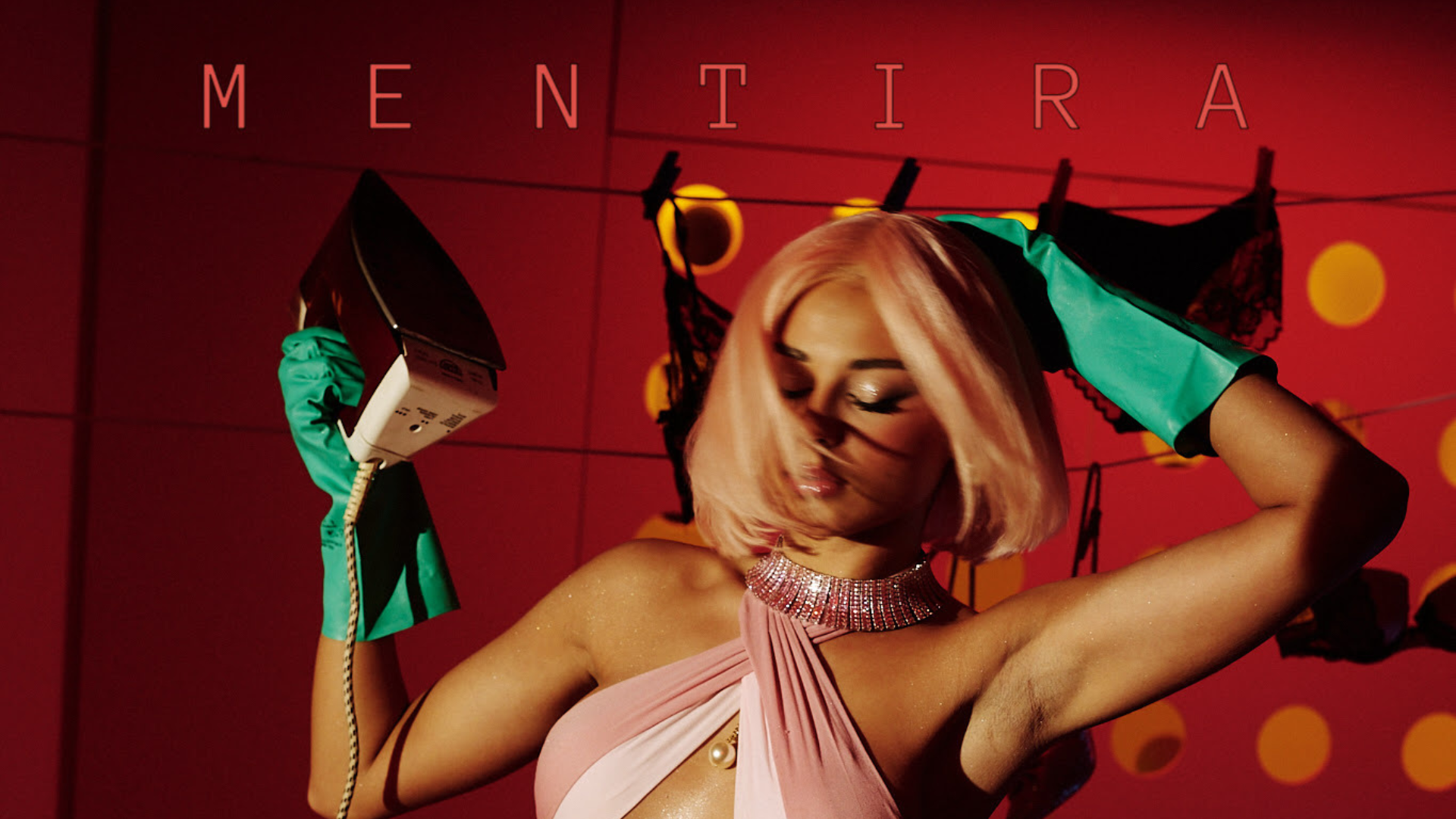 Portada de 'Mentiras' | Daniela Blasco, arriba los corazones