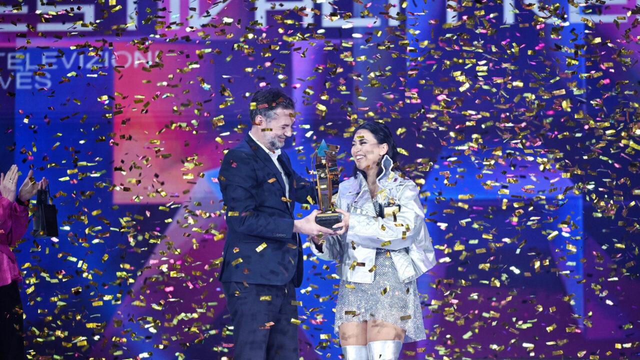 Arsi Bako, ganadora del Festivali i Këngës në RTK 2025 de Kosovo | Imagen: RTK