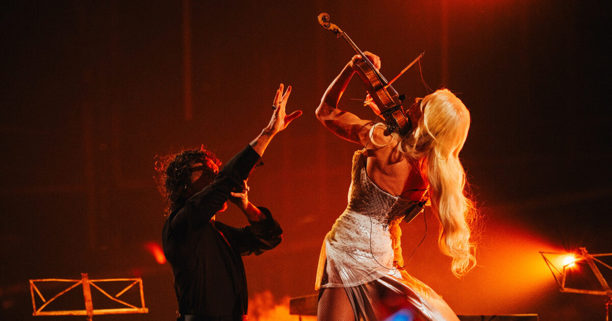 Linda Lampenius x Pete Parkkonen (Finlandia) en la gran final del Festival de Eurovisión 2026 | Imagen: Sarah Louise Bennett - EBU