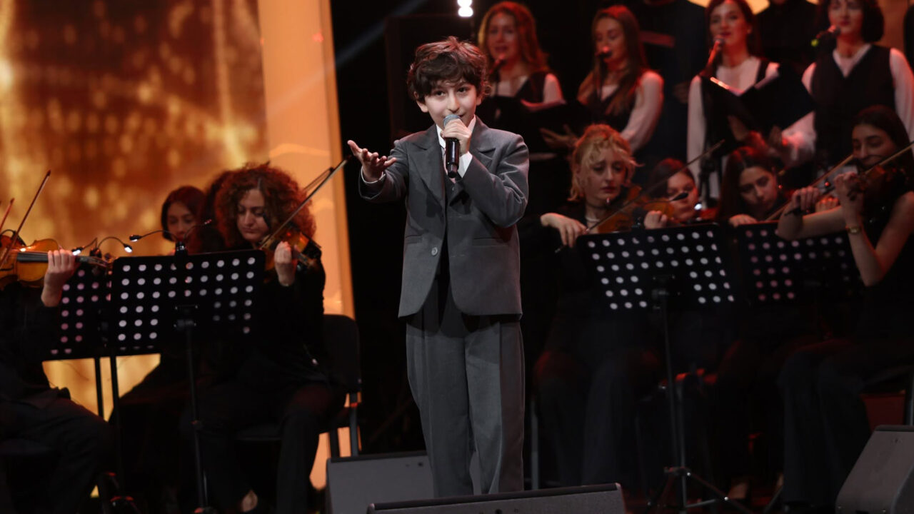 Zurab Naskidashvili en la gran final del Ranina 2026 | Imagen: GPB