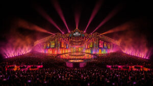 Descubre los detalles del escenario de Eurovisión Junior 2026: un espacio escénico convertido en una gran ‘festa’ llena de color