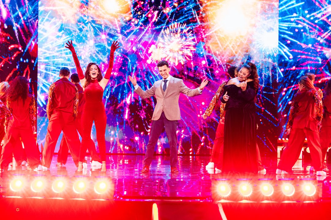 Acto de apertura «RamDamDiriDam» del Festival de Eurovisión Junior 2026 | Imagen: Corinne Cumming - EBU