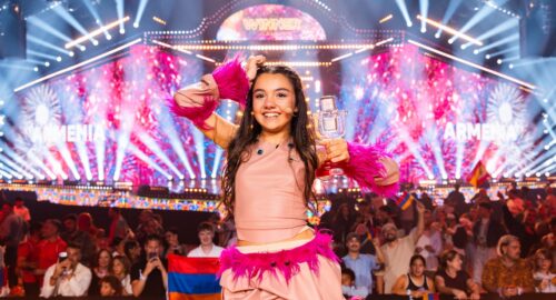 Armenia con Naré gana Eurovisión Junior 2026 con su impresionante actuación en el “festivo” escenario del certamen. España en 2.º lugar con Lucas Paulano
