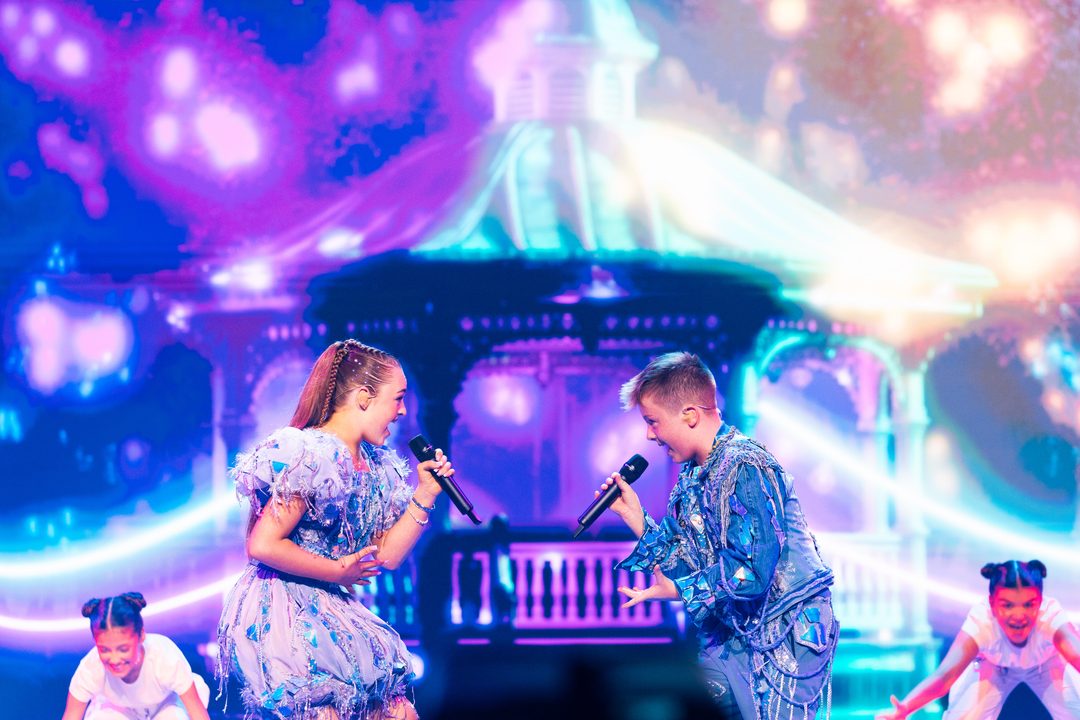 Caleb Kirwan & Naomi Gribben, representantes de Irlanda en el Festival de Eurovisión Junior 2026 | Imagen: Corinne Cumming - EBU