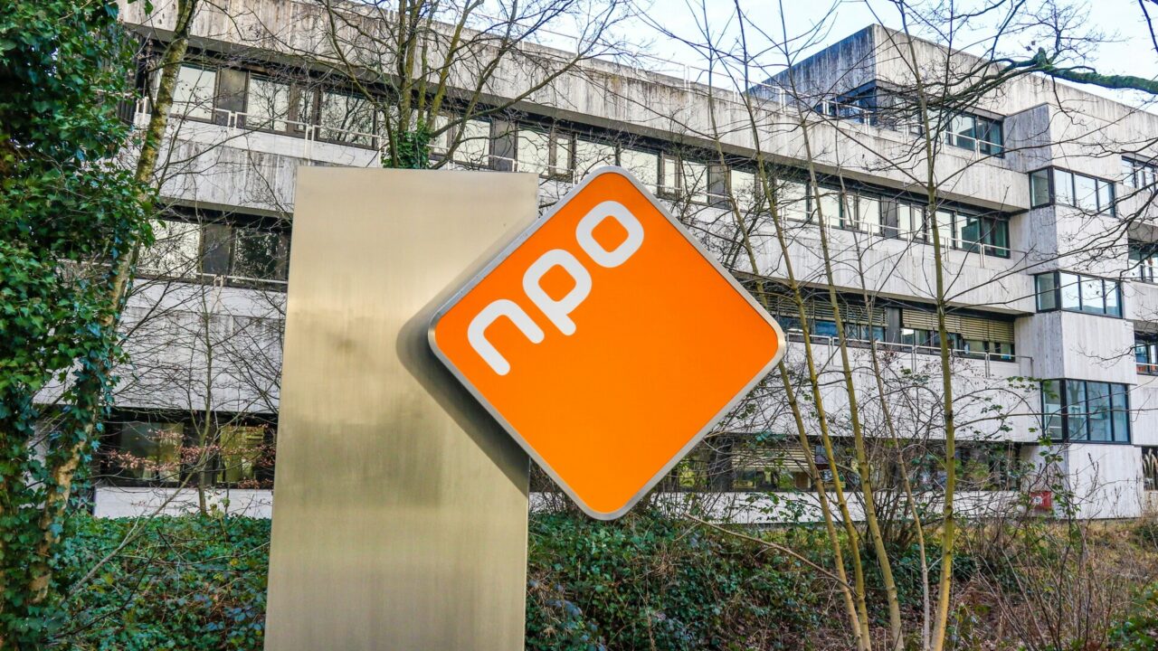 400 trabajadores de la radiotelevisión pública neerlandesa piden la retirada de Países Bajos de Eurovisión 2027 bajo el lema #NietMijnSongfestival